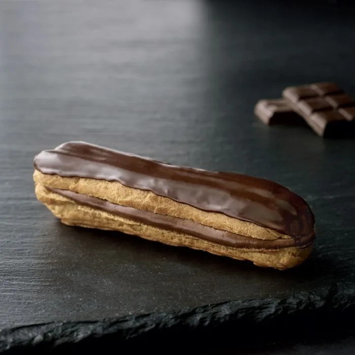 Éclair au chocolat